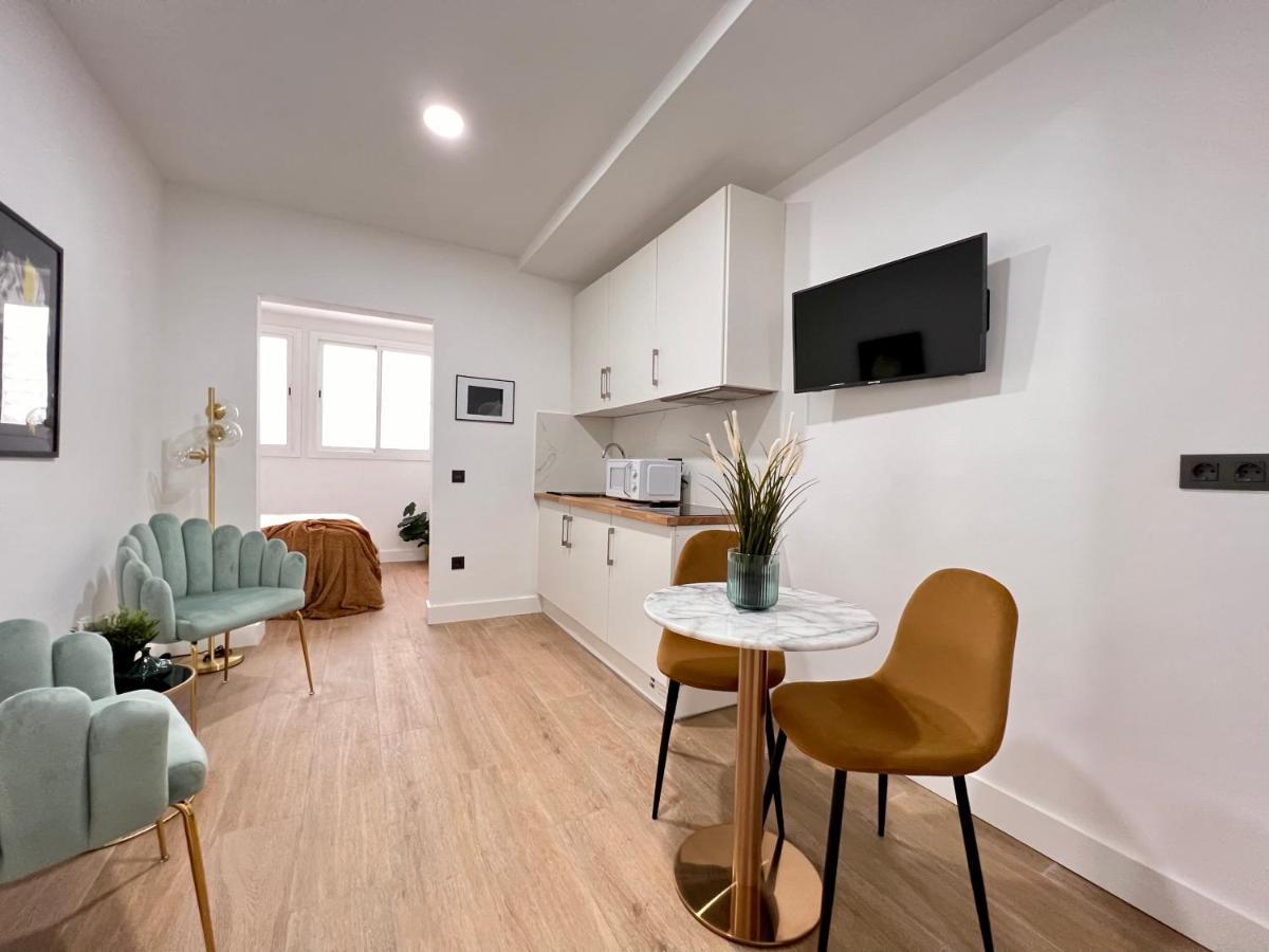 Crysoyle Apartment Barcelona Next To Camp Nou L'Hospitalet de Llobregat Ngoại thất bức ảnh